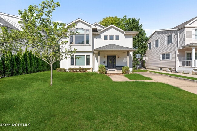 Building Photo - 230 Norwood Ave N