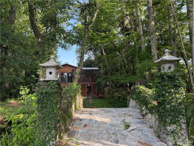 Building Photo - 5908 Riverside Dr