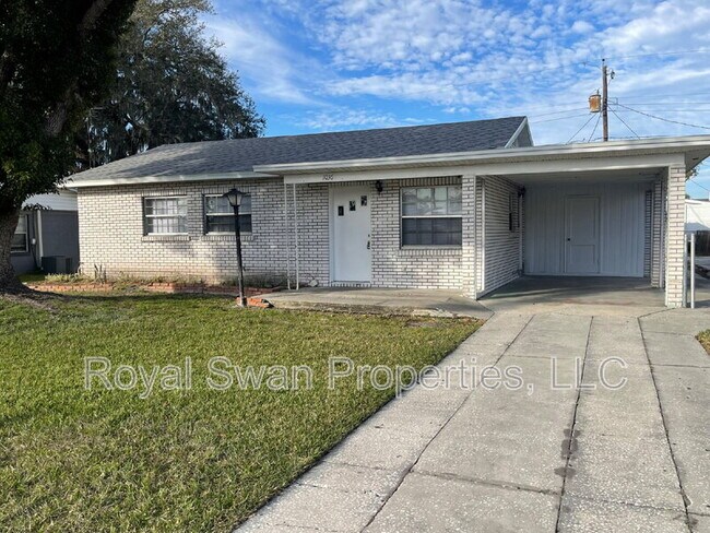 Building Photo - 1036 Woodland Ave