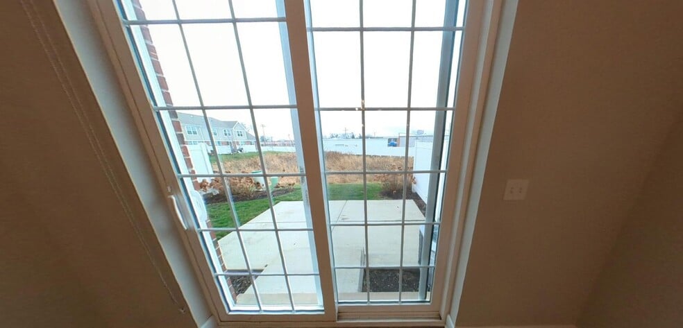 Building Photo - 10725 Clock Tower Dr