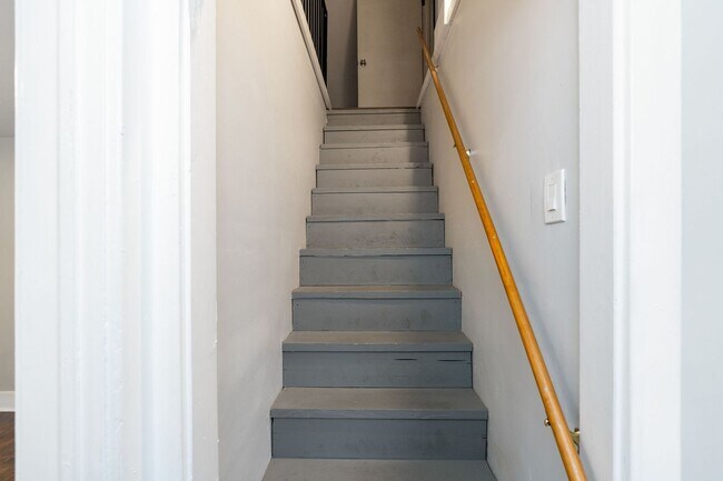 Building Photo - 1309 Lydia St