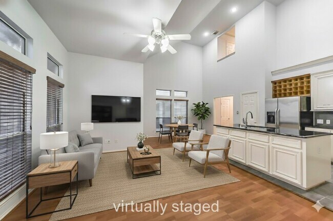 Building Photo - 1241 W 17th St