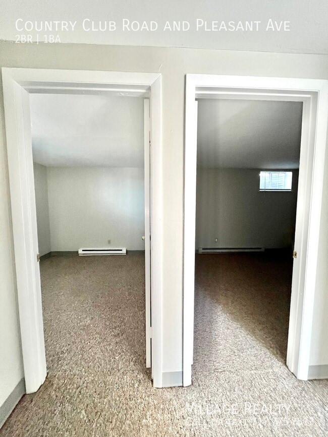 Building Photo - 605 Country Club Rd