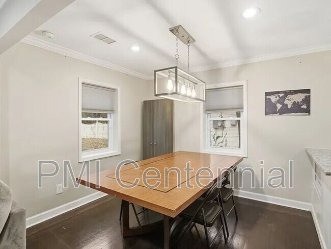 Building Photo - 1373 Benteen Way SE