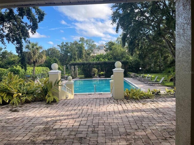 Building Photo - 2690 Coral Landings Blvd