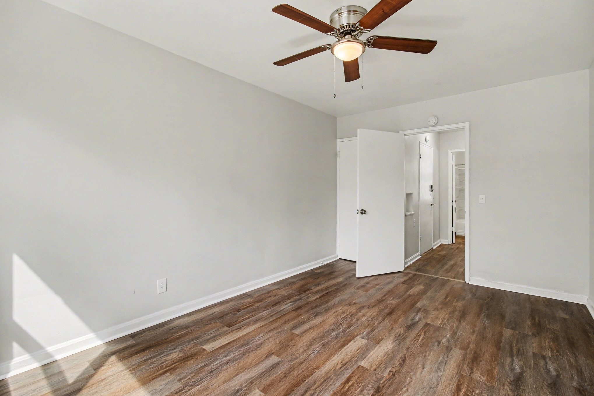 Building Photo - 1607 Asmann Ave