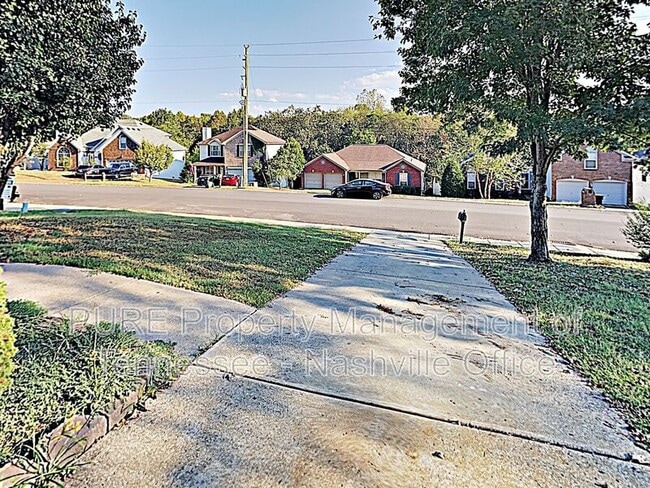 Building Photo - 656 Granwood Blvd