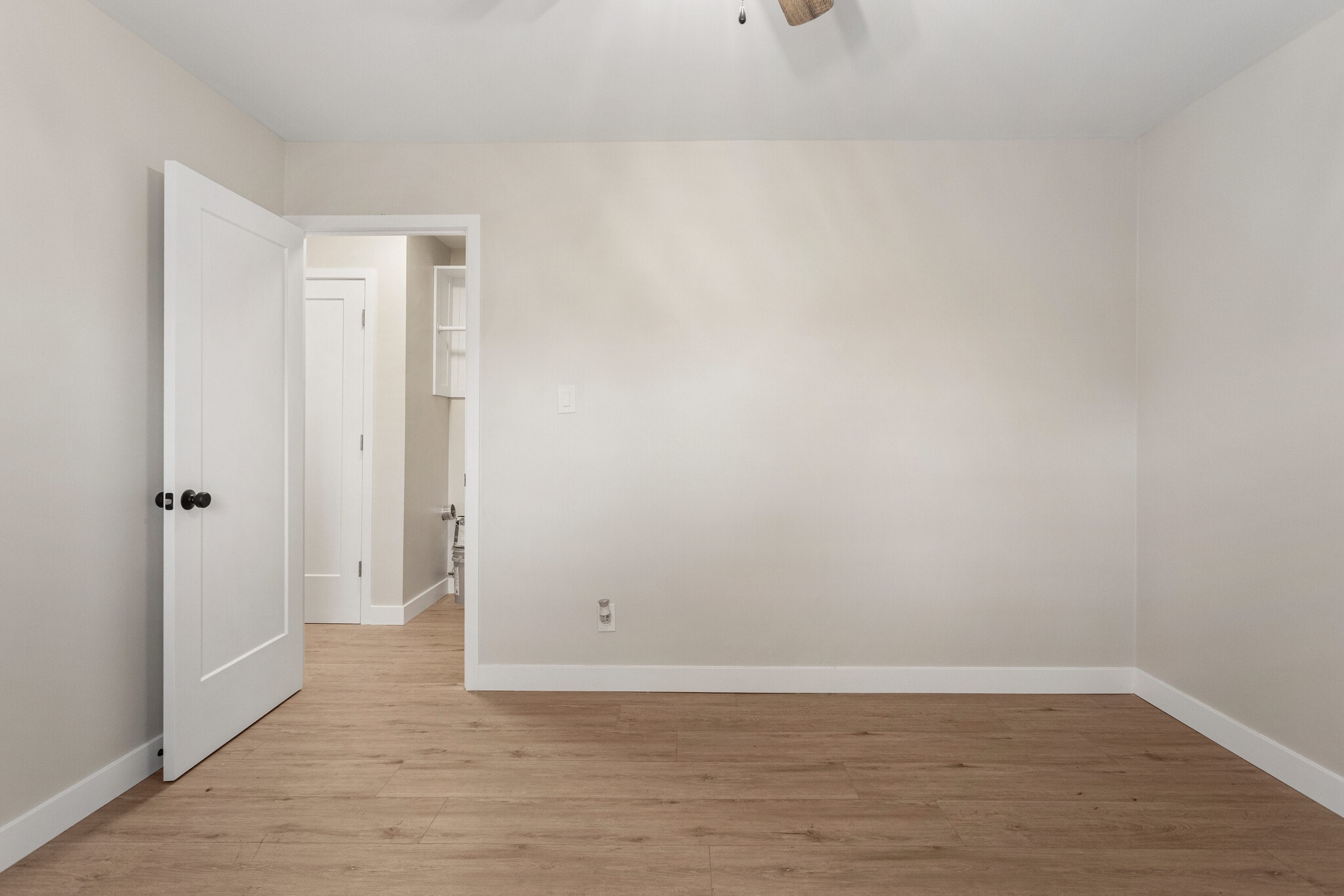 Building Photo - 1710 Crescent Dr