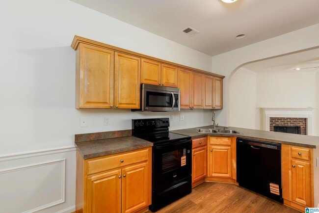 Building Photo - 2332 Ridgemont Dr