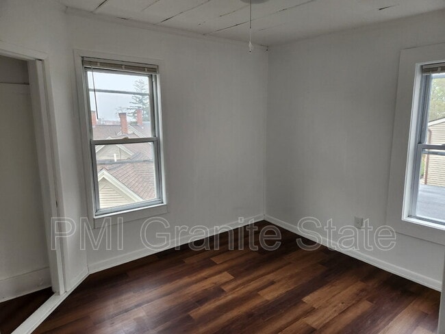 Building Photo - 10 Beacon St