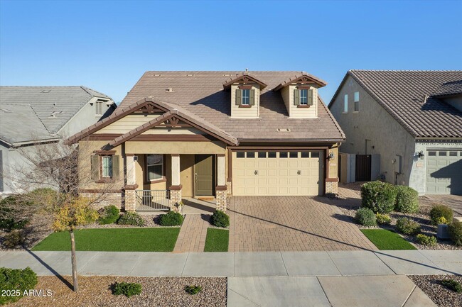 Building Photo - 2527 S Quaintance St