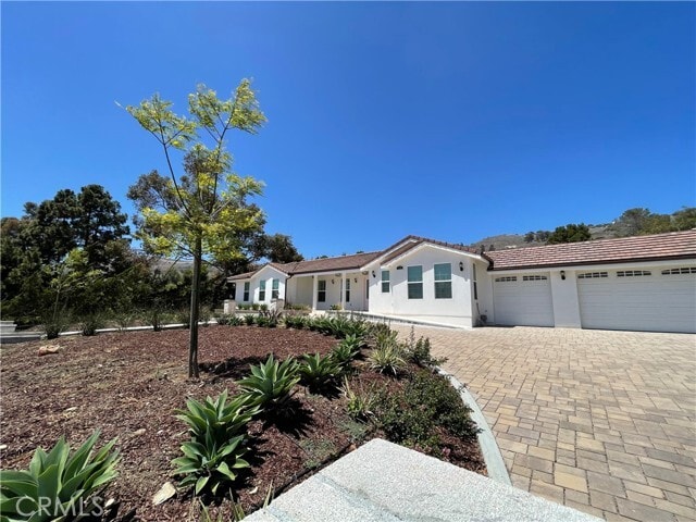 Building Photo - 10 Sweetbay Rd