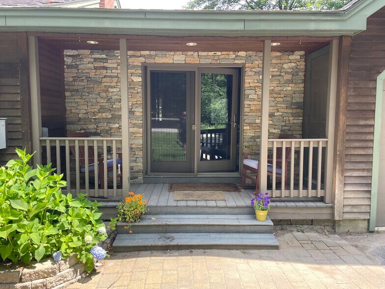 Building Photo - 23 Appleton Rd