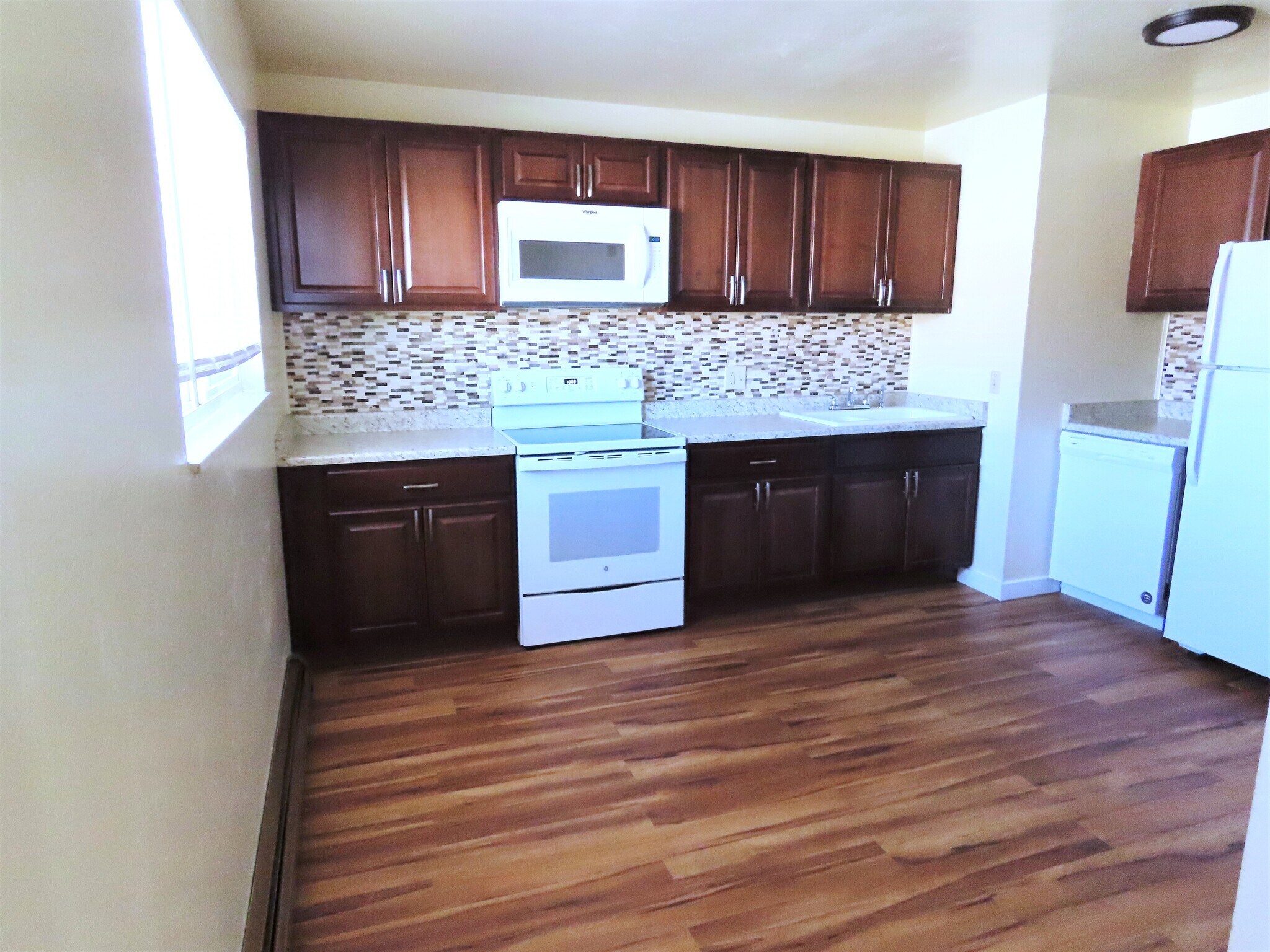 Building Photo - 1129 Darby St