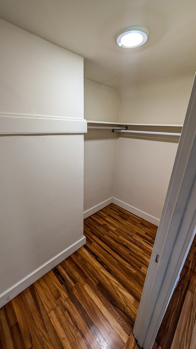 Building Photo - 32 Danvers St