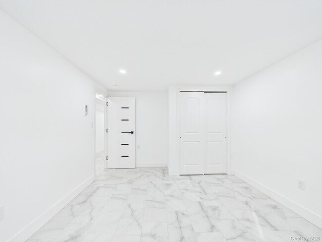 Building Photo - 1770 Pacific St