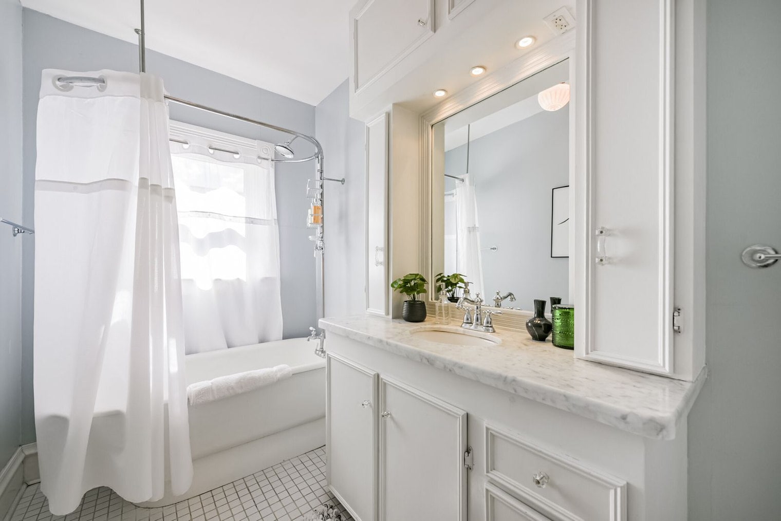 Building Photo - 1305 Beverly St