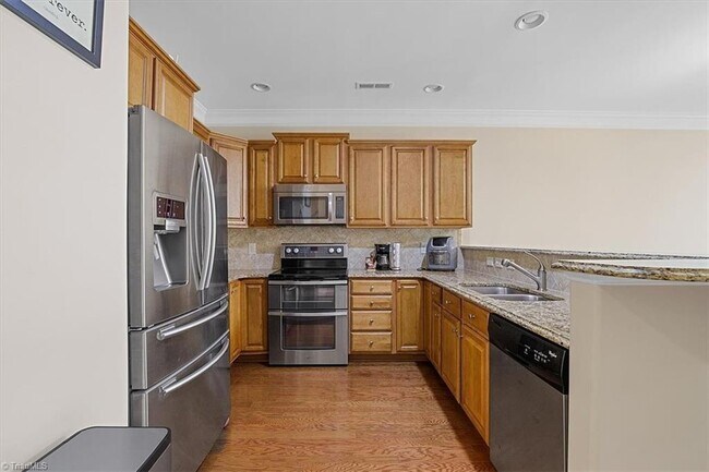 Building Photo - 1475 Neville Gardens Ln