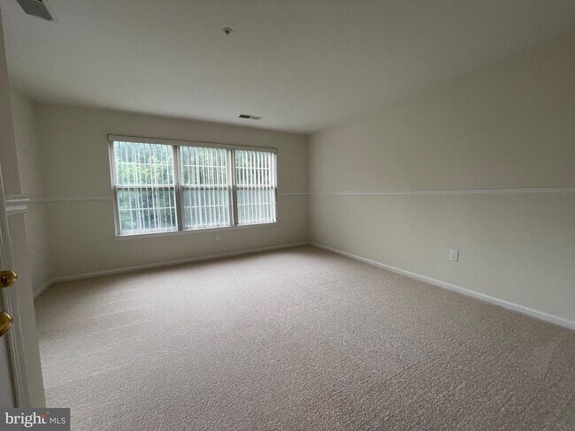 Building Photo - 6103 Wigmore Ln