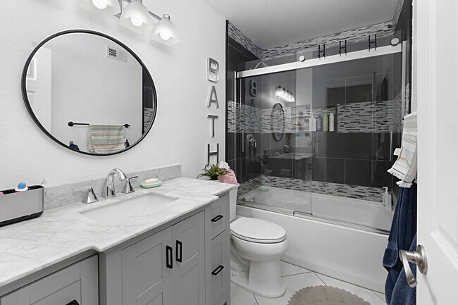 Building Photo - Owners Pride – Single Family House