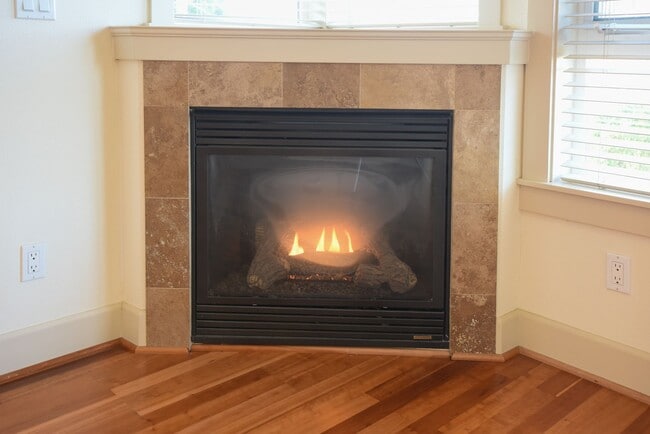 Building Photo - North Capital Hill