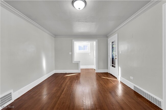 Building Photo - 5223 Clement Ave