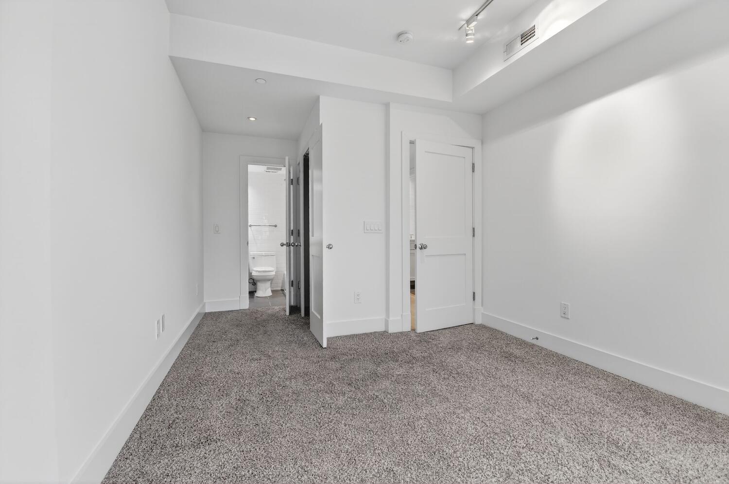 Building Photo - 1503 11th St NW