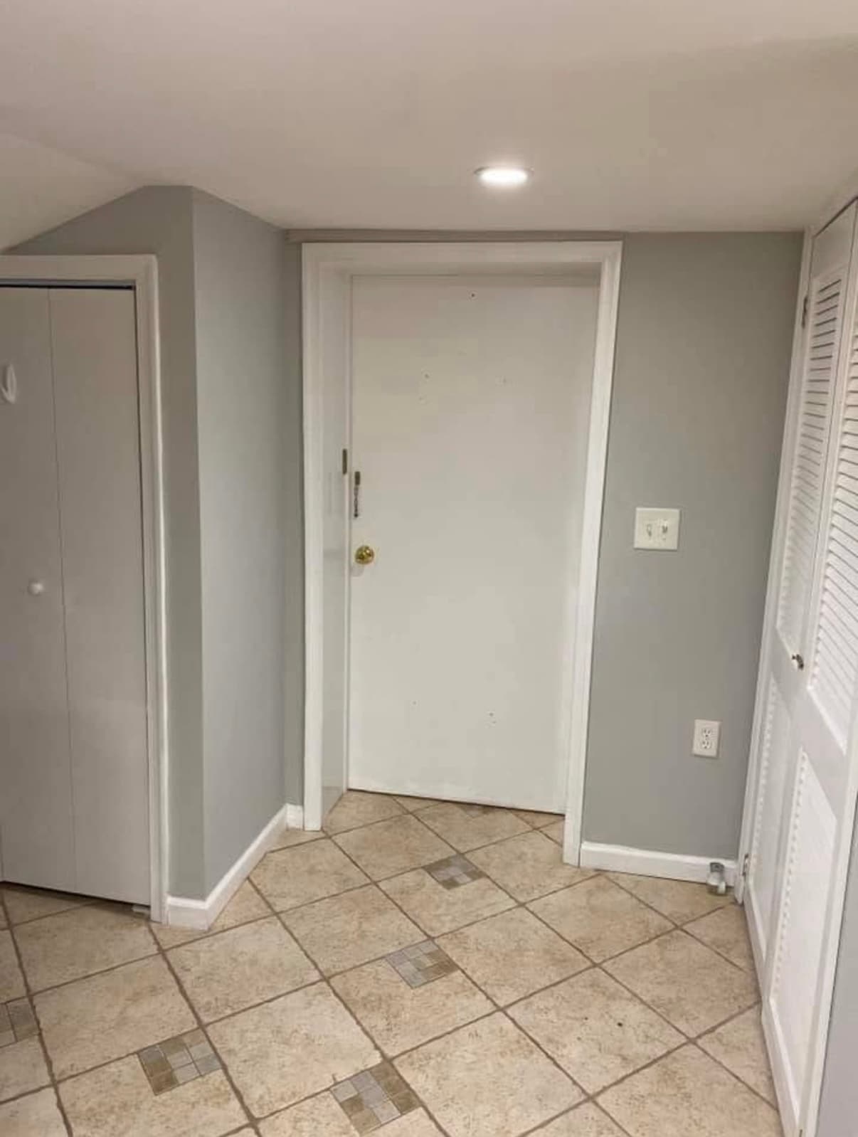 Building Photo - 59 Harrigan St