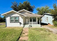 Building Photo - 1810 Britain St