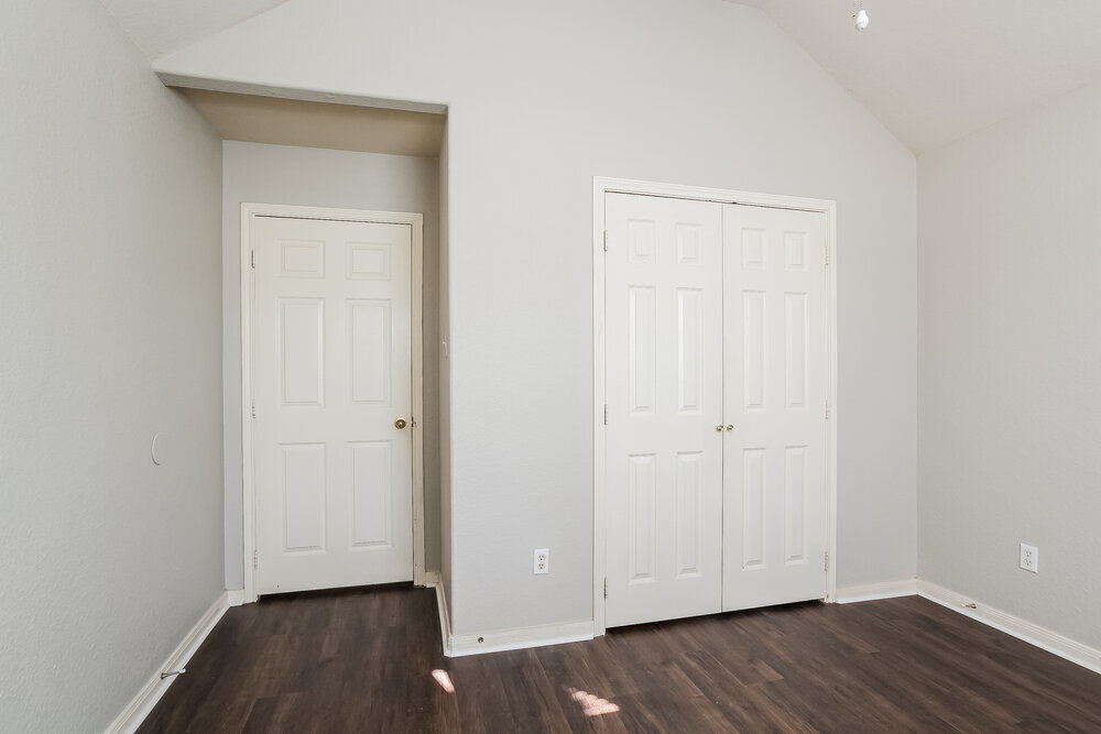 Building Photo - 24030 Rockygate Dr