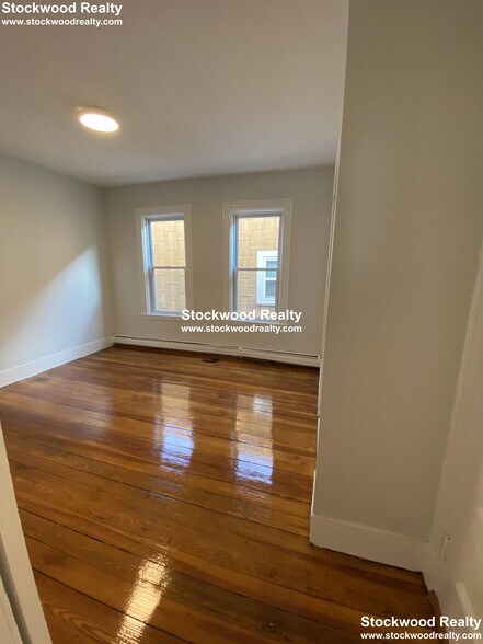 Building Photo - 632 Dorchester Ave