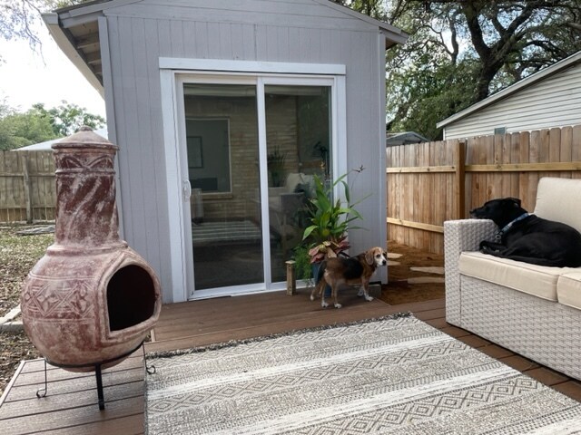 Outdoor Office & Yoga Studio - 1104 Buffalo Gap Rd