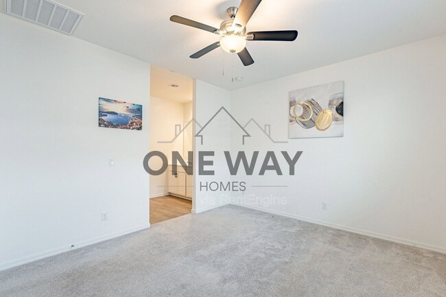 Building Photo - 9258 E Static Ave