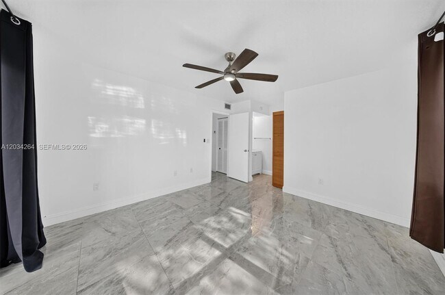 Building Photo - 8540 SW 212th St