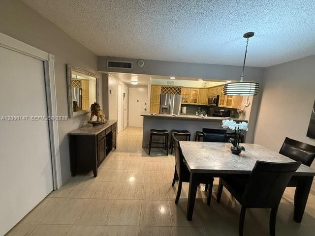Building Photo - 3725 S Ocean Dr