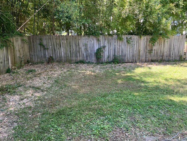 Building Photo - 901 Marlborough Rd