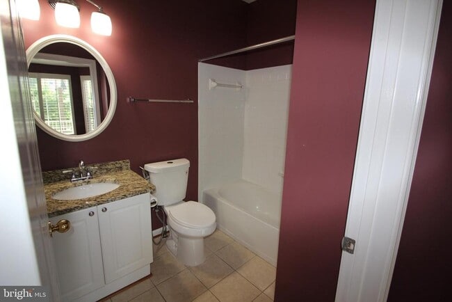 Building Photo - 2720 Bellforest Ct