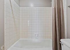 Building Photo - 261 Bear River Dr