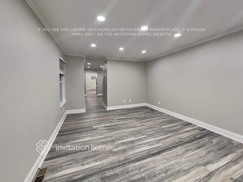 Building Photo - 524 Warren Ave