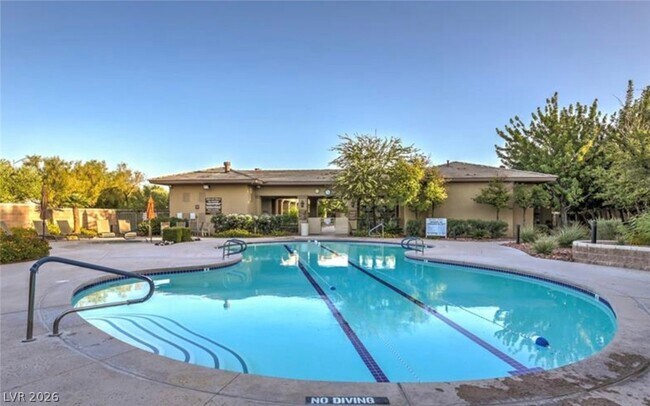 Building Photo - 5815 Field Breeze St