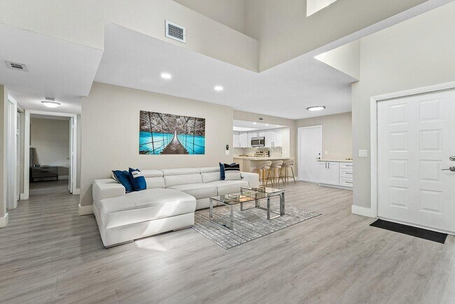 Building Photo - 5292 Buckhead Cir