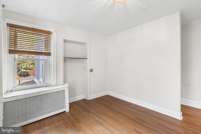 Building Photo - 345 W Mt Pleasant Ave