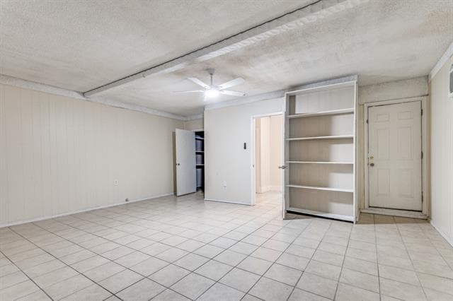 Building Photo - 1817 Oakhurst Dr
