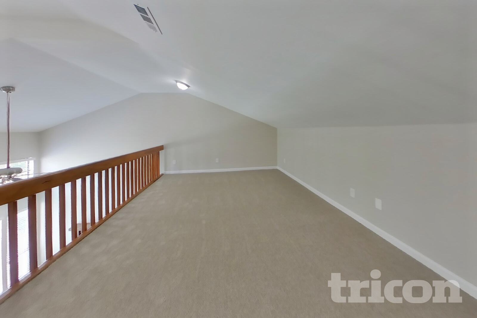 Building Photo - 2405 Ravine Dr