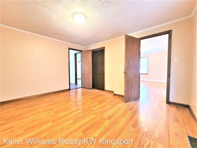 Building Photo - 2 br, 1 bath House - 4510 Carters Valley Rd