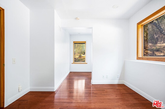 Building Photo - 21421 Encina Rd
