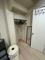 Building Photo - 5140 Expressway Dr S