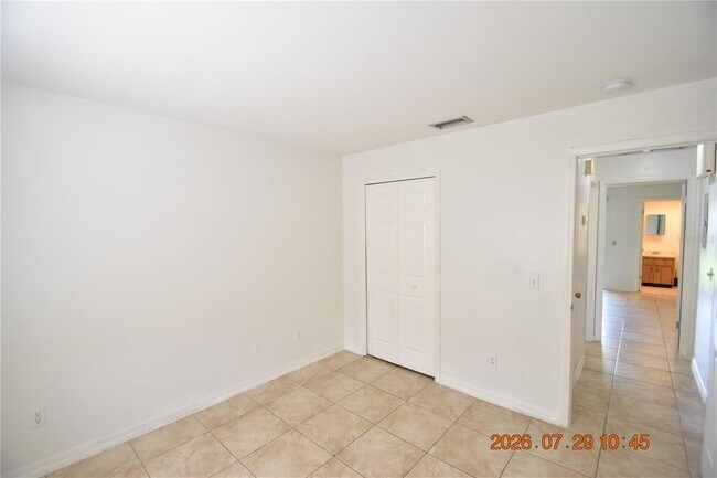 Building Photo - 409 Big Cedar Way