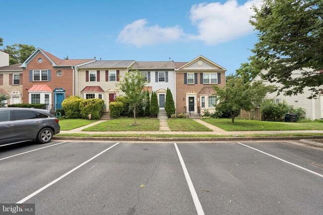Building Photo - 907 Smartts Ln NE