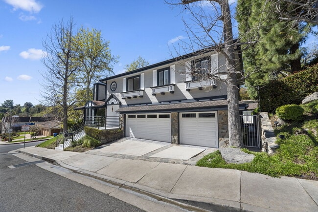 Building Photo - 2937 Deep Canyon Dr